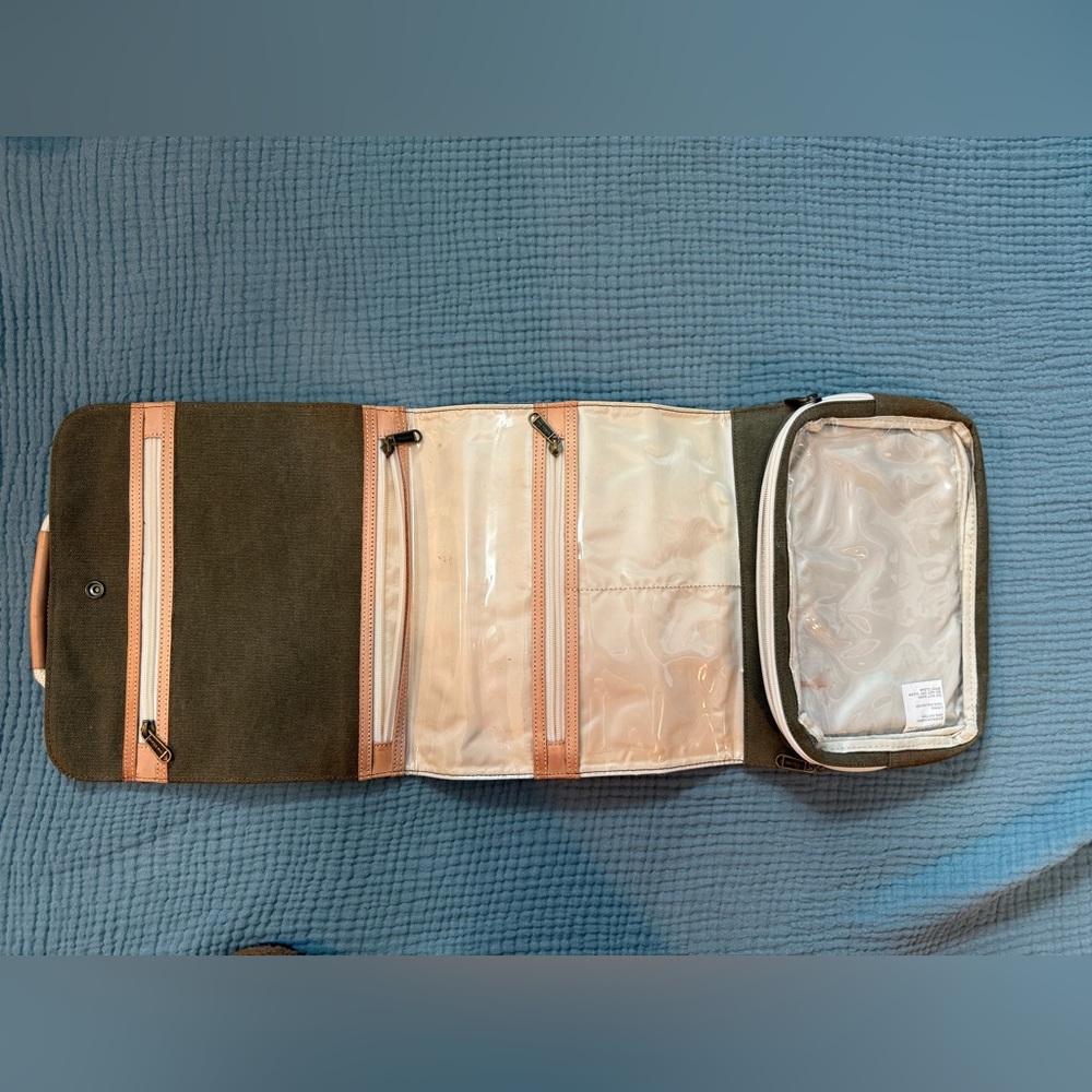 Birdling Travel Bag - Picture 3 of 4